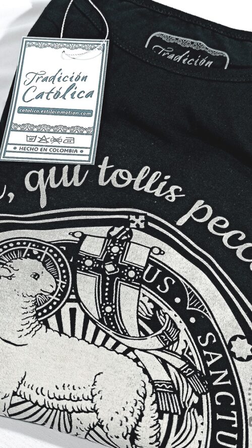 Alternative view of Camiseta Agnus Dei